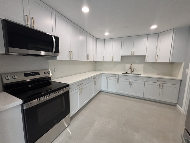 Photo - 4032 Hoku Ave