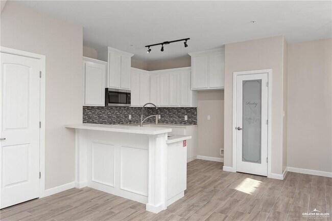 Photo - 1216 E Camellia Ave Condo Unit 4