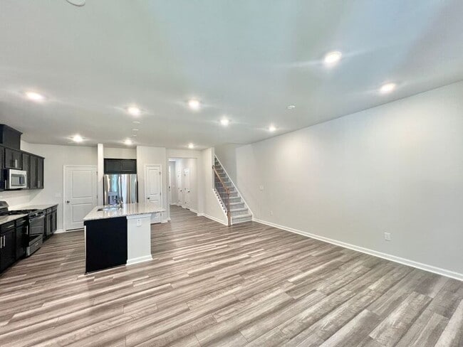 Photo - 183 Aster Bloom Ln
