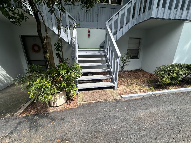Building Photo - 9210 N Connechusett Rd Rental