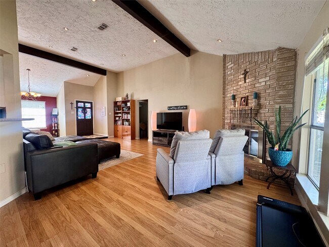 Photo - 8507 Grove Park Dr