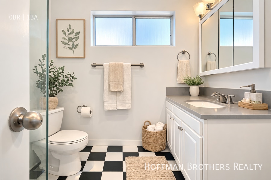 Photo - 1217 Amherst Ave Unit 2