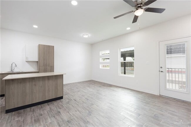 Photo - 20 S 15th Ave Unit 42