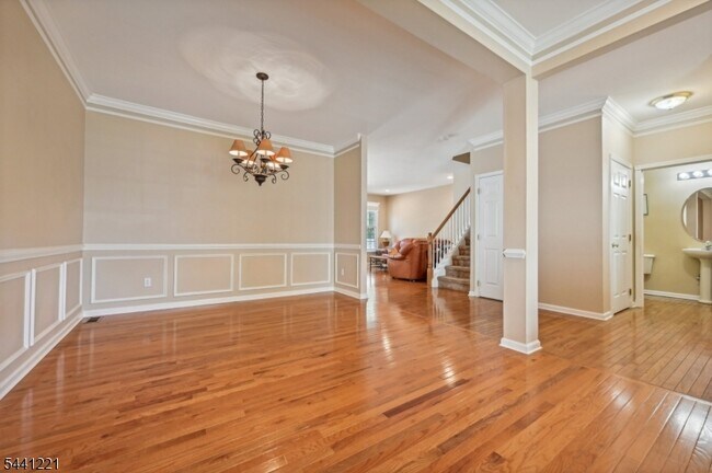 Photo - 233 Patriot Hill Dr
