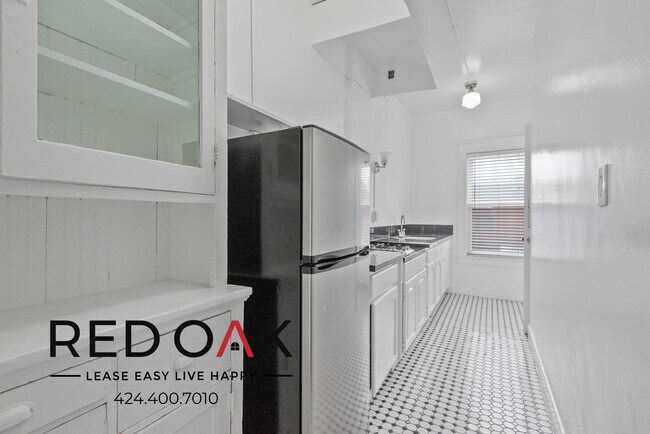 Photo - ~2 Months FREE~ Contemporary Studio with L... Unit 30