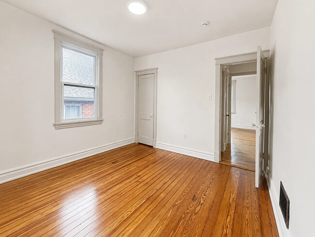 Photo - 8527 Philo Ave