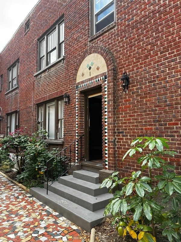 Photo - 2738 Riverside Ave