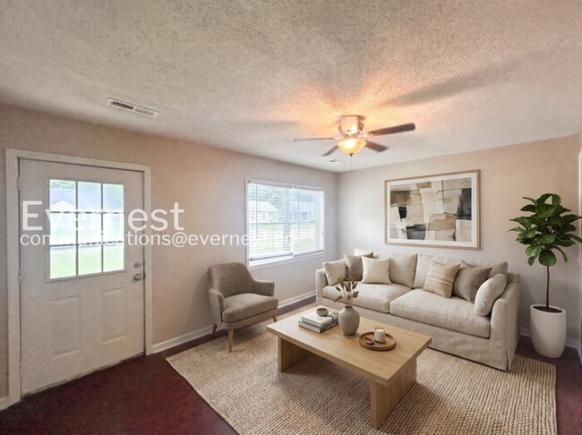 Photo - 2 Bed, 1 Bath Home with Fenced Yard / Pet-Friendly / Available Now!