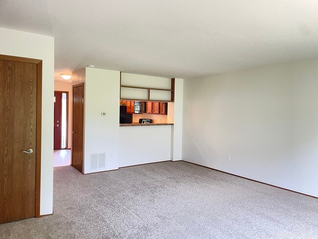 Living Room/Dining area - 5049 Catawba Dr