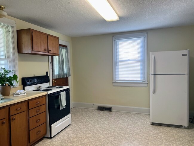 Photo - 41 Bowers Ave