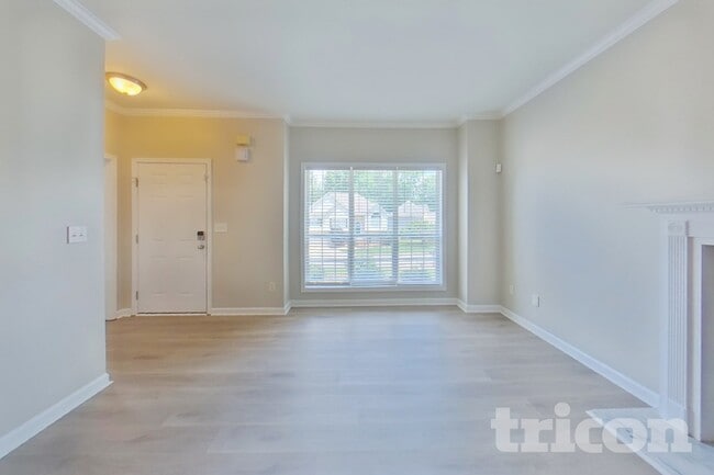 Photo - 12264 Crestwood Ct