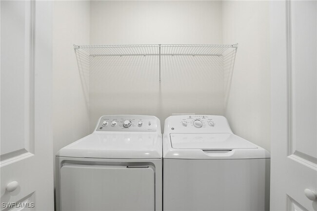 Photo - 5555 Double Eagle Cir Unidad 3935