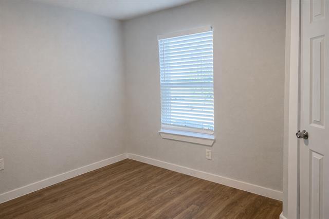 Photo - 383 Mcilrath Rd