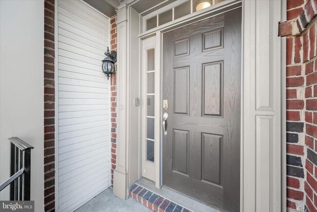 Photo - 9411 Geaton Park Pl