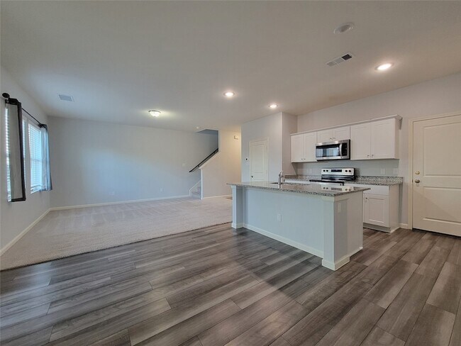 Photo - 6820 Bonanza Way