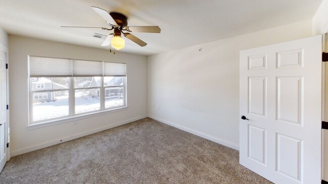 Delafield Woods Apartments
