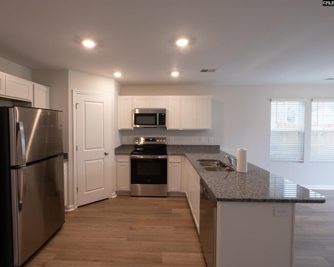 Photo - 822 N Desert Orch Ln