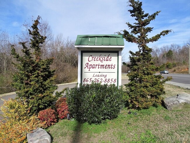 Photo - 867 N Gallaher View Rd