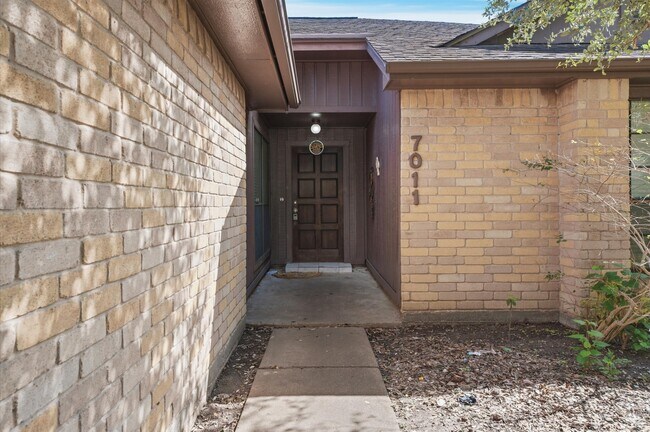 Photo - 7011 Lost Thicket Dr