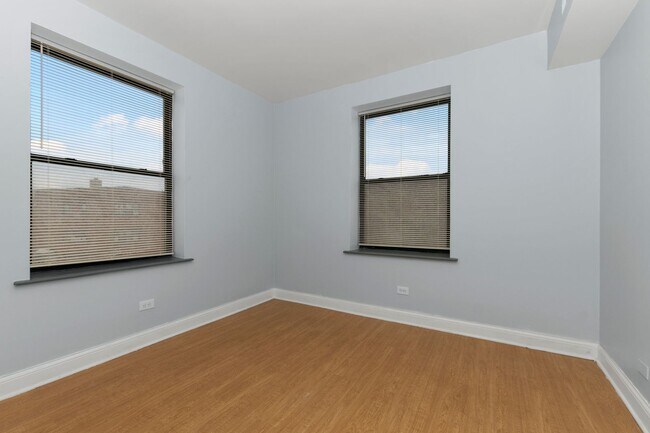 Photo - One Bedroom in South Shore Available Now!