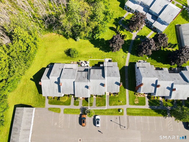 Photo - 8 Barrington Dr Unit C