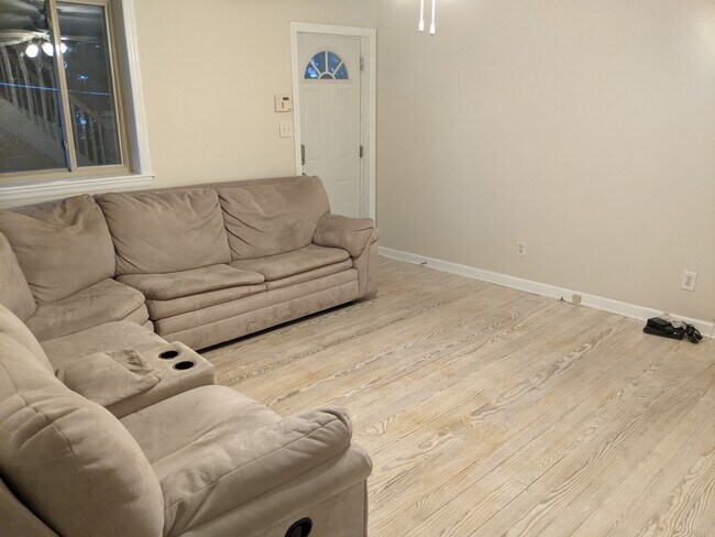 Living room - 2618 McCord St