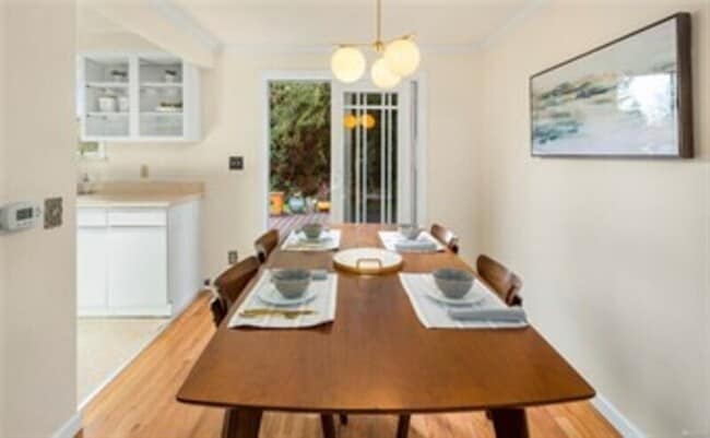 Photo - 3247 NE 97th St