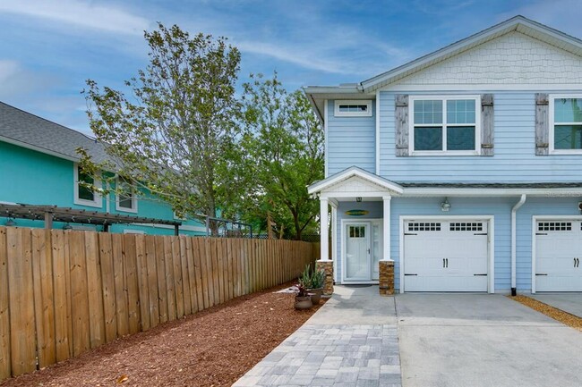 Building Photo - 412 5th Ave S Rental