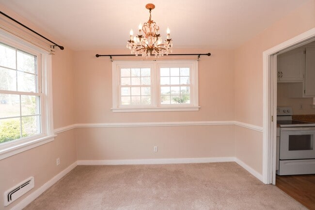 Photo - Spacious Brick Rancher in the heart of Tuc...