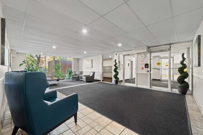 Photo - Anchorage Apartments