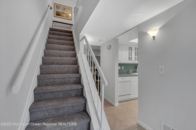 Photo - 15 Linden Dr