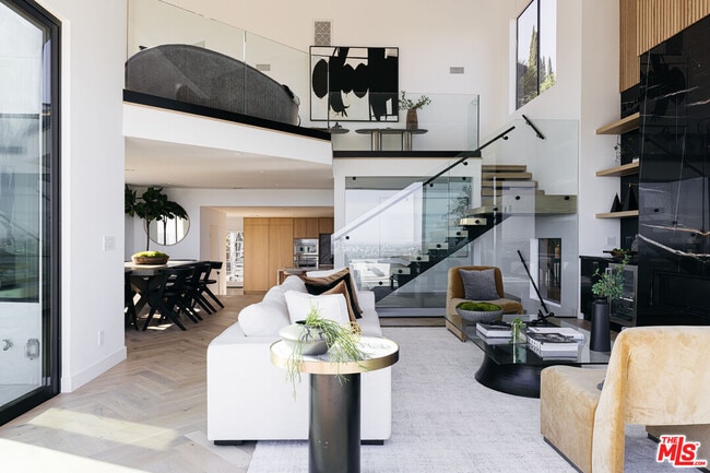 Photo - 7866 Fareholm Dr