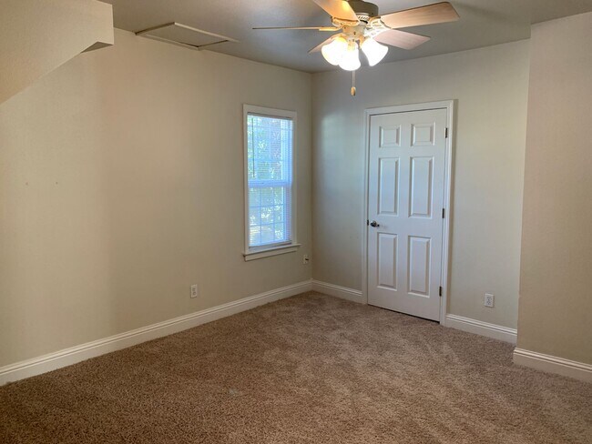 Photo - Cute Chico Charmer/Close to downtown and CSUC