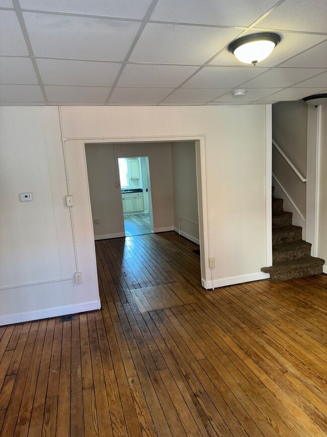Photo - 3 bedroom, 1 bath, 2 story half double house