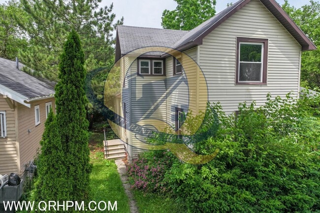 Photo - 613 N Granger St Casa Adosada