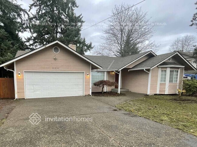 Building Photo - 11211 152nd St E