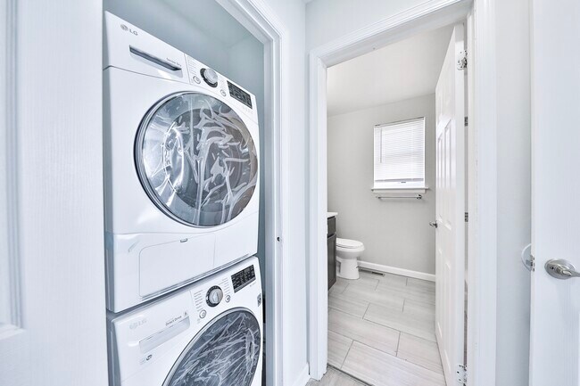 Full size washer/dryer