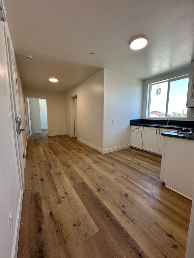 Photo - 10914 Main St Unit 202