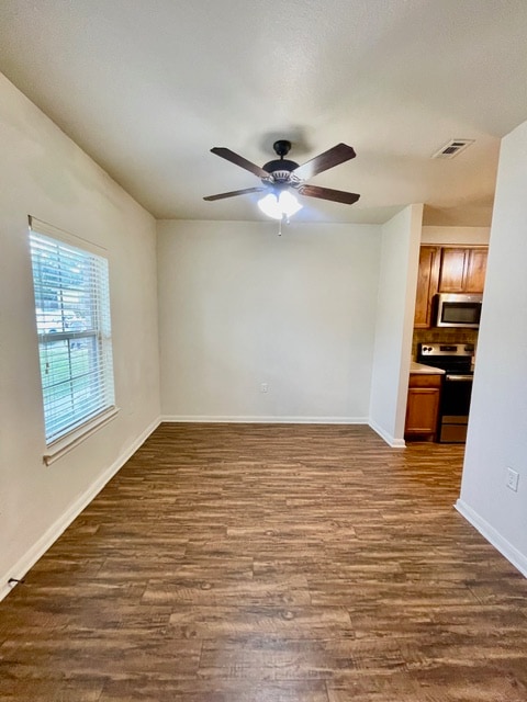 Photo - 2001 Kirby Lee St