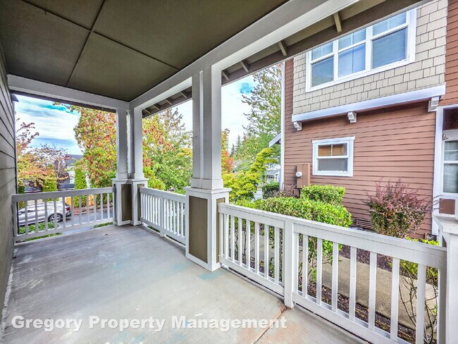 Photo - 2018 17th Ave NE