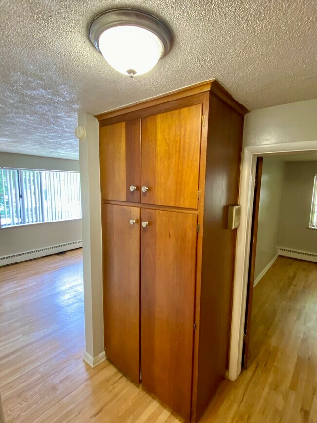 Photo - Corona Manor