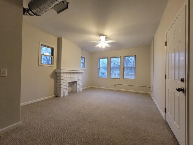 Photo - 1511 Columbus Ave Unidad C