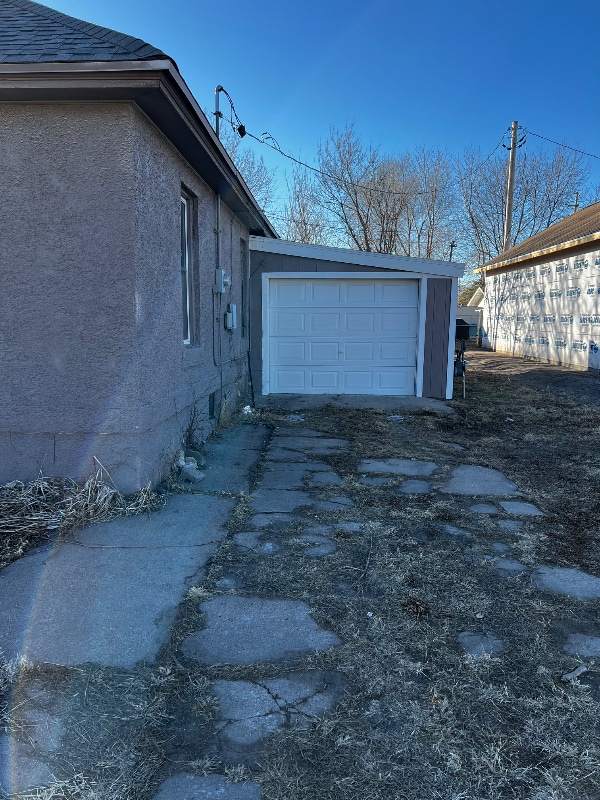 Photo - 905 W 11th St