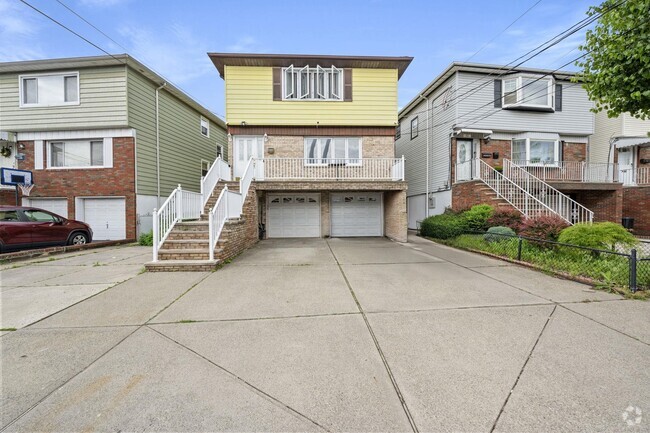 Building Photo - 51 Isabella Ave Unit 2 Rental