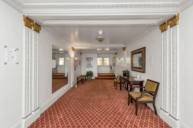 Photo - 5431 California