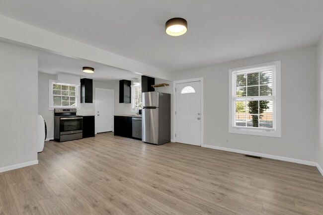 Photo - Renovated Duplex in Prime Walkable 12 South Location!