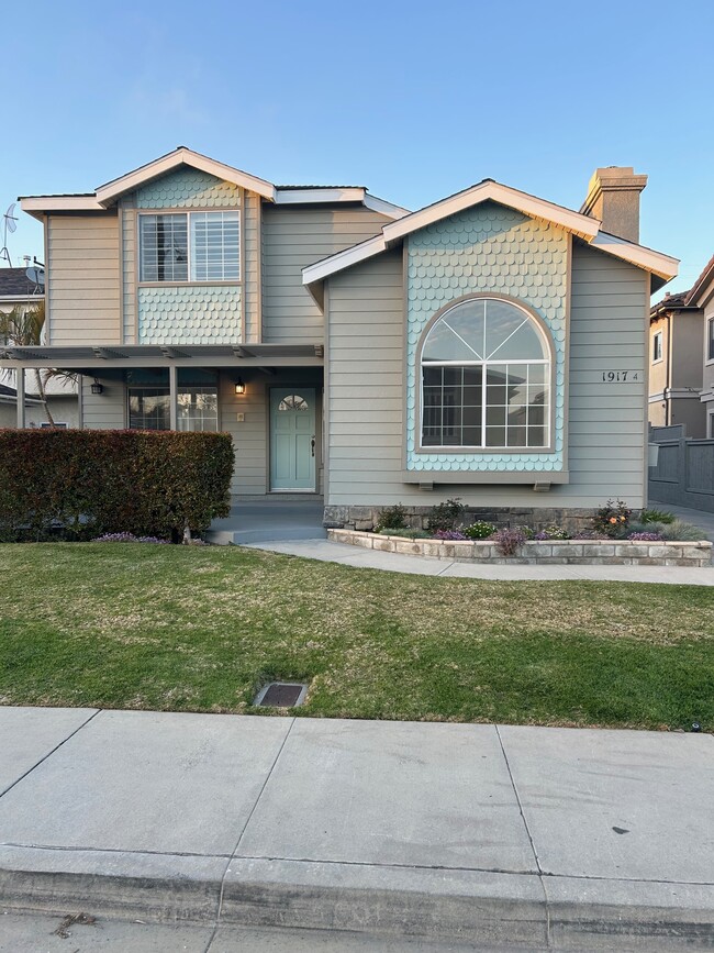 Front of House - 1917 Warfield Ave Townhome