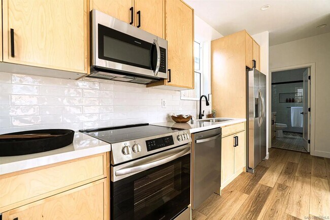 Photo - 2945 B. St Unidad 2947 B. St 1