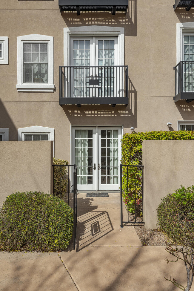 Photo - 1900 Central Ave SW Unidad APT 203