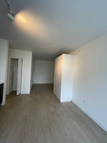 Photo - 140 W Superior St